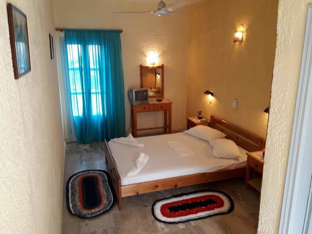Hotel Kamari Massouri Extérieur photo